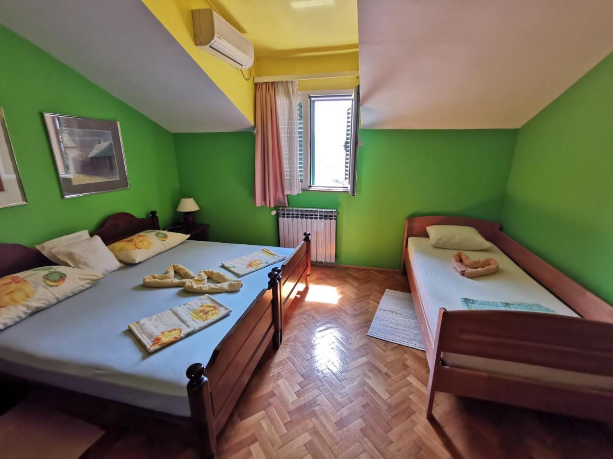 Nina Apartment Podstrana