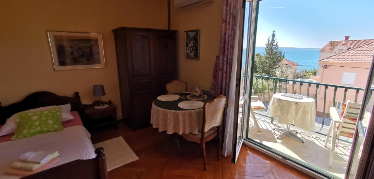Apartment Nina Podstrana